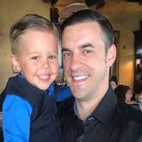 Dan Gheesling son Desmond Daniel Gheesling Dan Gheesling son Desmond Daniel Gheesling