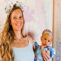 Kayla Freitas daughter Summer Kayla Freitas daughter Summer
