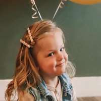 Annie Pearce daughter Wuci