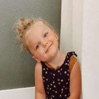Annie Pearce daughter Luci