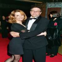 Lea Thompson husband Howard Deutch