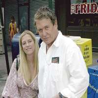 Tom Berenger wife Patricia Alvaran