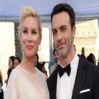 Reid Scott girlfriend Elspeth Keller