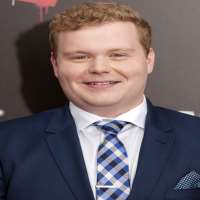 Hanna R. Hall boyfriend Brett Kelly Hanna R. Hall boyfriend Brett Kelly
