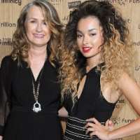 Ella Eyre Mother Terry Norris Ella Eyre Mother Terry Norris