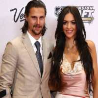 Erik Karlsson wife Therese Karlsson