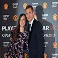 Nemanja Vidic Birthday, Real Name, Age, Weight, Height, Family, Facts ...