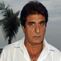 Arya Babbar Father Raj Babbar