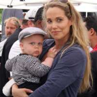 Elizabeth Berkley son Sky Cole