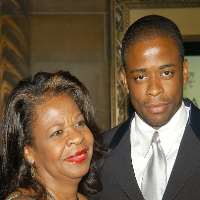 Dule Hill Birthday, Real Name, Age, Weight, Height, Family, Facts ...