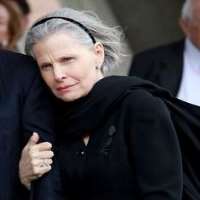 A. Alfred Taubman Birthday, Real Name, Age, Weight, Height, Family