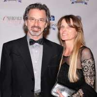 Robert Carradine Birthday, Real Name, Age, Weight, Height, Family ...