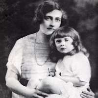 Agatha Christie Birthday, Real Name, Age, Weight, Height, Family, Facts ...