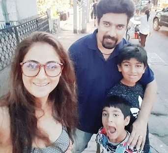 Simran (Actress) Family
