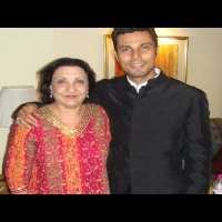 Randeep hooda Mother Asha Hooda Randeep hooda Mother Asha Hooda
