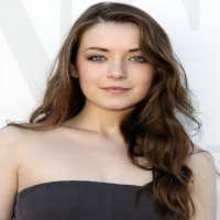 Freddie Highmore girlfriend Sarah Bolger
