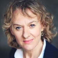Catherine Cusack sister Niamh Cusack