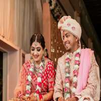 Aakash Gupta wife Nitika Seth