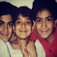 Kaneez Surka brother Two Brothers