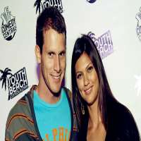 Daniel Tosh wife Carly Hallam
