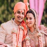 Priyanshu Painyuli wife Vandana Joshi
