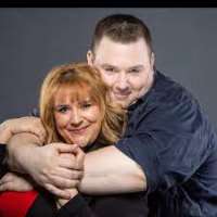 Stuart Kiczek wife NA