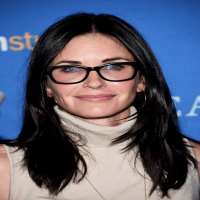 Josh Hopkins girlfriend Courteney Cox