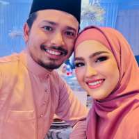 Elfira Loy husband Muhd Faris Khairol Anuar Elfira Loy husband Muhd Faris Khairol Anuar