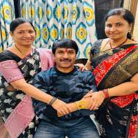 Srinivasa Reddy sister 2 Sister