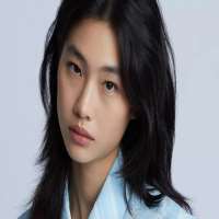 Lee Dong hwi girlfriend Jung Ho yeon Lee Dong hwi girlfriend Jung Ho yeon