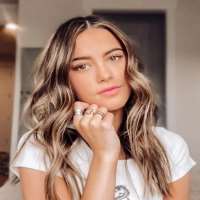 Boston Mikesell sister Alyssa Johnson
