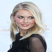Rufus Sewell girlfriend Donna Air