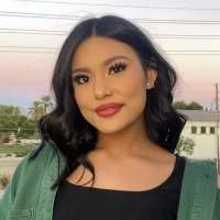 Ariana Pettit sister Hannah Pettit
