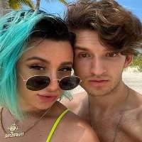 Christopher O Flyng girlfriend Mackenzie Marie