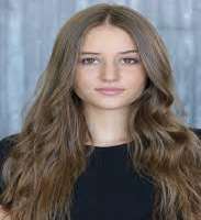 Dakota Lewis sister Riley Lewis