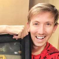 Vy Qwaint (YouTube Star) husband Chad Wild Clay