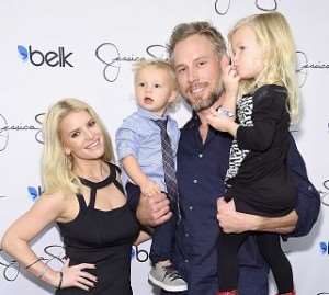 Jessica Simpson Birthday, Real Name, Age, Weight, Height, Family, Facts ...