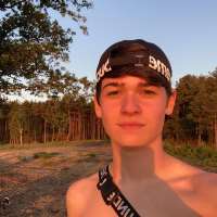 Leo Mills brother Max Mills