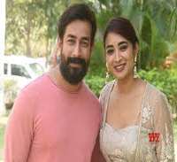 Amit Tiwari wife Pooja Amit Tiwari Amit Tiwari wife Pooja Amit Tiwari
