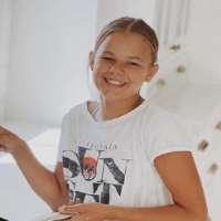 Reese LeRoy sister Perri LeRoy Reese LeRoy sister Perri LeRoy