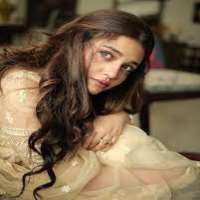Asad Siddiqui wife Zara Noor Abbas