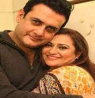 Shahood Alvi wife Saima Alvi