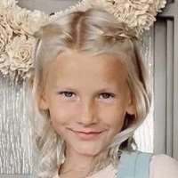 KennaDee Kay Haddock sister PresLee Grace Nelson