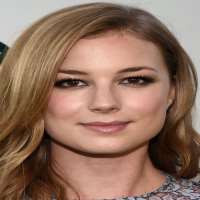 Benjamin McKenzie girlfriend Emily VanCamp