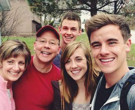 Connor Franta Family