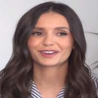 Benjamin McKenzie girlfriend Nina Dobrev