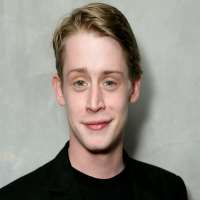 Mila Kunis boyfriend Macaulay Culkin Mila Kunis boyfriend Macaulay Culkin