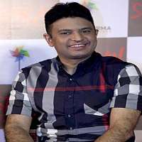 Tulsi Kumar brother Bhushan Kumar