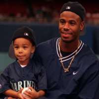 Ken Griffey Jr. Birthday, Real Name, Age, Weight, Height, Family, Facts ...