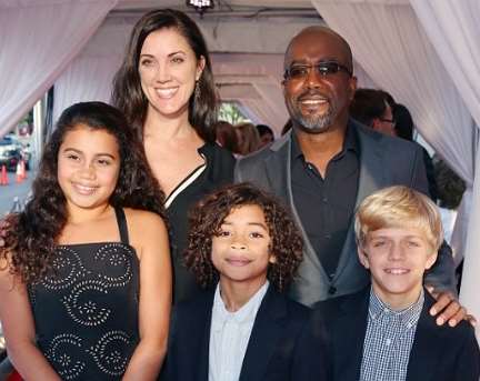 Darius Rucker Birthday, Real Name, Age, Weight, Height, Family, Facts ...